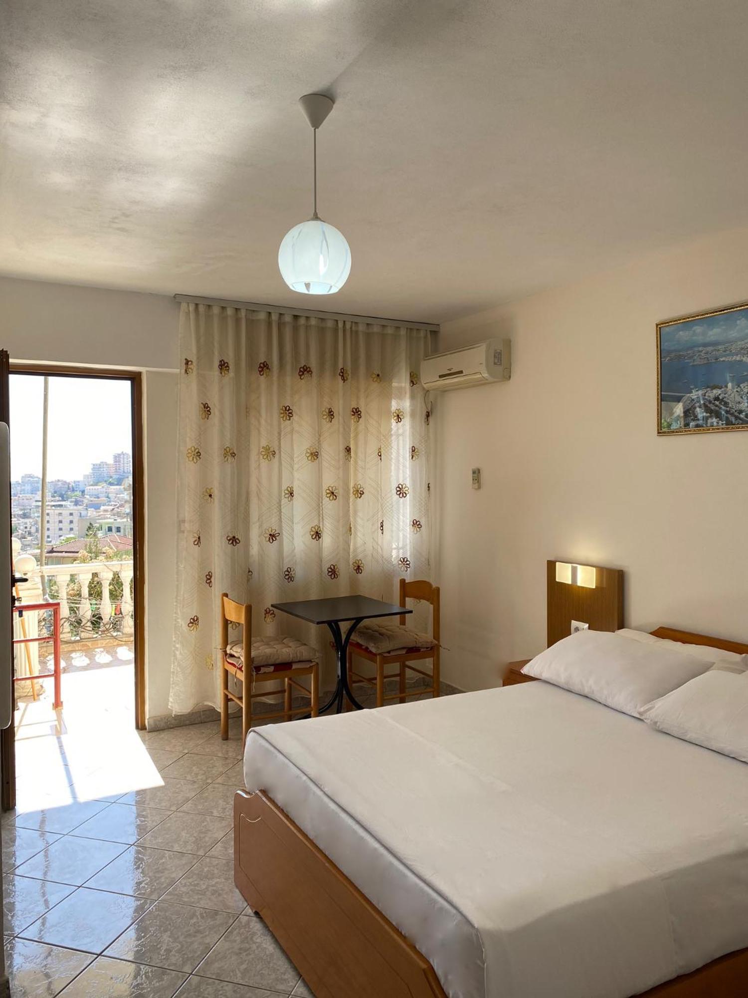 Vila Yasmin 38 Sarandë 外观 照片