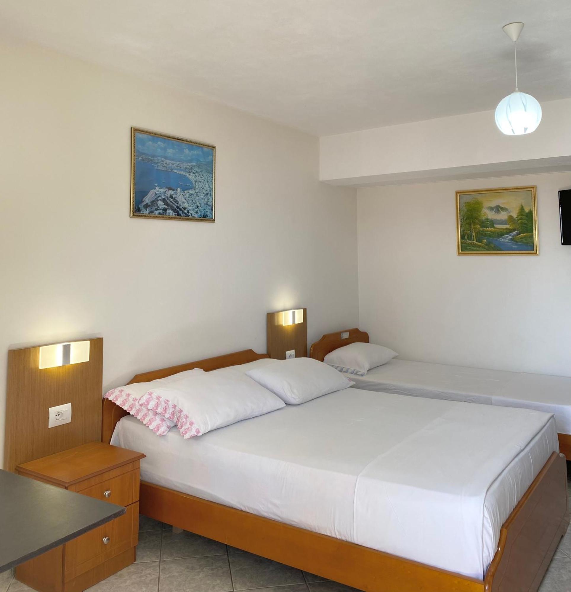 Vila Yasmin 38 Sarandë 外观 照片