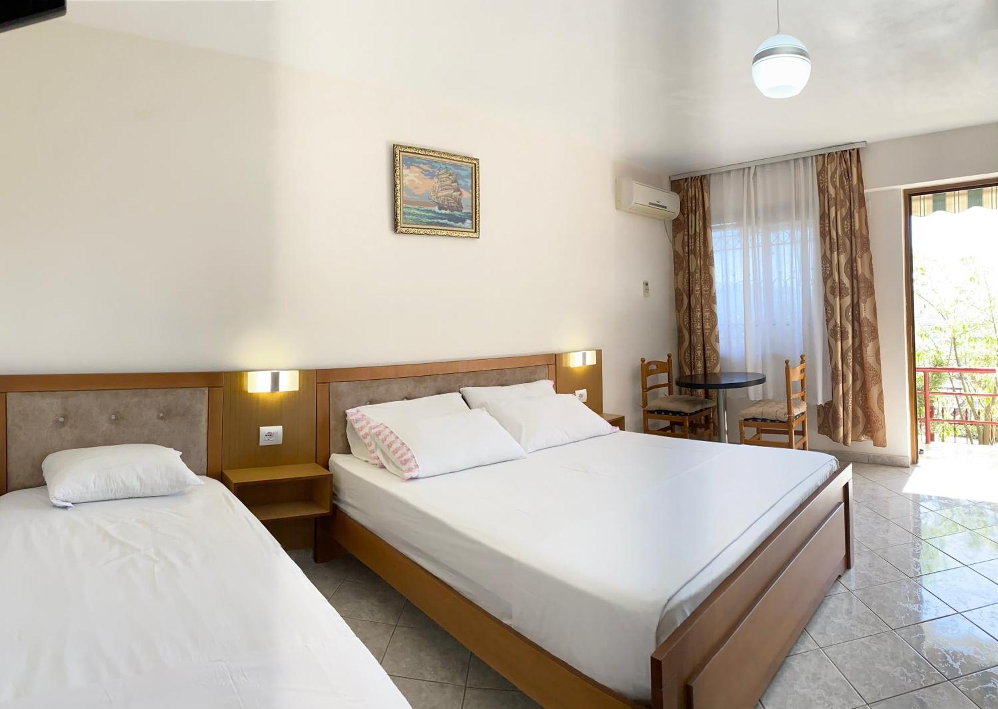 Vila Yasmin 38 Sarandë 外观 照片